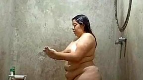 necesito masturbarme ya con mis saggy tetas y chubby culo