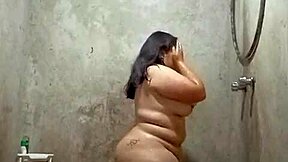 necesito masturbarme ya con mis saggy tetas y chubby culo