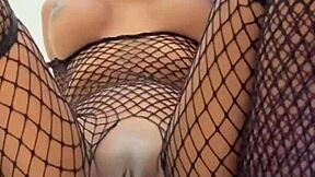 morenita's juicy pussy and wide-open latina ass shakes