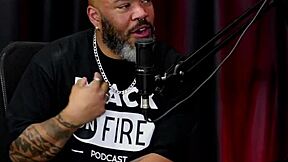 gosta de apanhar? xixi fetiche cu rainbow witch 😈🔥