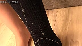 【脚フェチ向け】僕の足コキ調教でm男が紺ソックスにぶっかけ