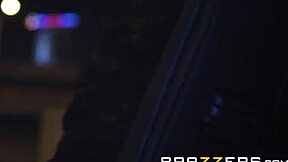 dirty masseur alena croft milf gets hardcore cumshot 😏💦