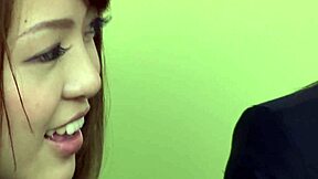 how many girls crave wild group cunt licking?