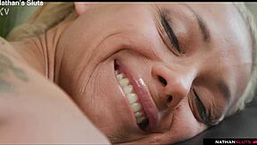 Veronica Leal begs for deep anal massage pounding?