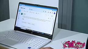 desperate dude, come fuck valen pink's tight pussy now!