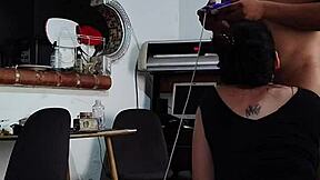 Jugando con hijastro? Me folla y llena de leche parte 1!