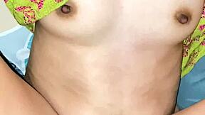istri orang berdaster creampie pussy tease