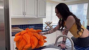 Sage Hunter's athletic body drilled by porndude's massive cock power 😈🍆🔥💦