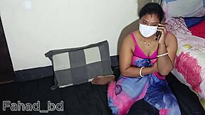 Desi Boudi Screams in Condom Fuck with Servant!