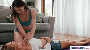 stepmommy kiss wrong in cpr training?