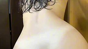 shower-fresh college girl spreads for dorm pounding