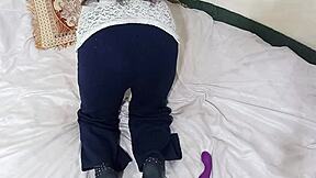 Garam randi slut moans dirty hindi taking anal dildo deep on phone call