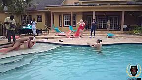 sisi pesos' skinny ass bent over for rome major's bbc creampie in hotel after pickup...