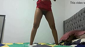 Tigresa dances erotic fingers juicy pussy for fans