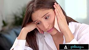 Abella Danger can't study near nerdy avi who licks her hairy pussy and rims! 📚👅🍑😏