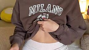 pov tu hermanastra te consiente con su culo grande y tetas naturales 😍 después de un día pesado