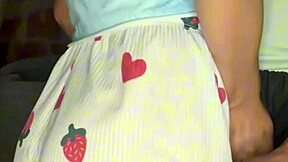 wanna see big ass girl twerk on dick till cum fills her?