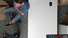 mall cop catches couple fucking big-tits teen girlfriend?