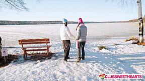 i'm freezing but eating her juicy shaved pussy warms me up perfectly 💋🌨️