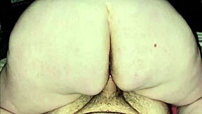 Thick White BBW Milf Spreads Big Butt for Huge Creampie Inside