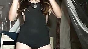 Bonneyuwu gótica culona dances sexy chiquita 🔥🍑