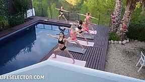 threesome outdoors: isabella de laa vs candee licious?