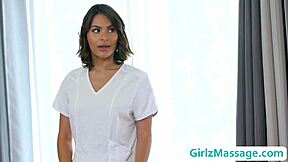 lesbian masseuse nicole aria tribs oily pussy with horny client ughh