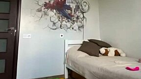 nude curvy bbw dances horny then fingers wet pussy on cam 😍💦