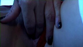 Kelly Leigh And Lake Russell Milfs Lick Pussy Passionately