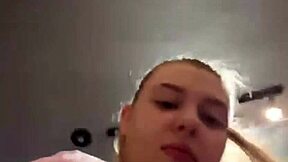 Fingering my big ass teen pussy outdoors 😈 super horny orgasm incoming!