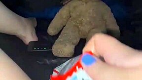 stepsis snowwhite stuffs food in her dripping pussy for craziest arab kink in la?