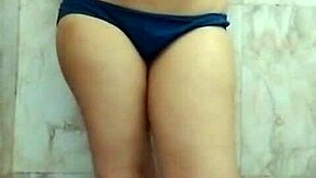 hot gf fingers her tight pussy so good 😍💦🔥