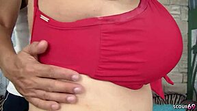 😈 Fat chubby BBW with cute face seduces old guy for rough fitness fuck! 💦