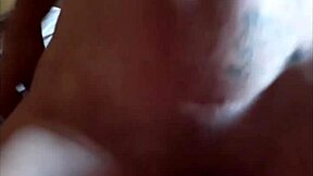 Petite skinny babe starts day with homemade morning cowgirl