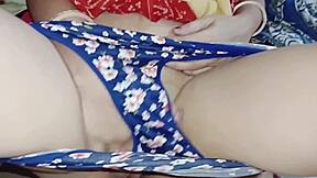 Girlfriend Lures Me to Bedroom for Secret Fuck Session