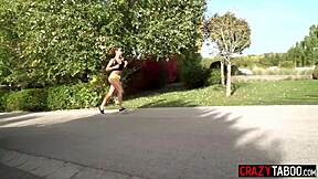 morning run turns into hardcore anal pounding for veronica leal?