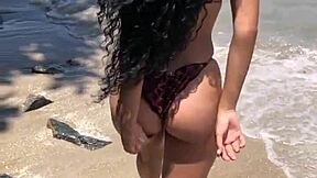 Cute ebony teen bares her pussy outdoors!