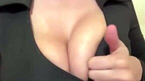 Beautiful big boobs babe gets fucked 😍💦 homemade