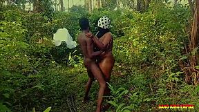 i fuck hot college ebony bbw outdoor bush wet pussy