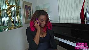 i'm sittin my wet cunt on his throbbin bbc at the piano ughh