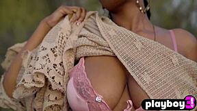 Ebony teen bares huge tits after sexy striptease
