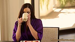 faketit milf gettin sixtynined by her wild stepdaughter oh damn!!