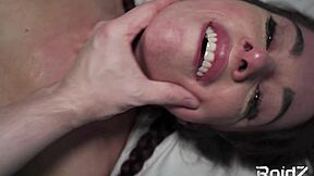 FRENCH TEEN 18+ BEGS FOR ROUGH HUMILIATION AND CUM COVERAGE!