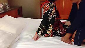 imagine her juicy wet pussy dripping after fingering in that oiran cosplay, can't hold back creampie