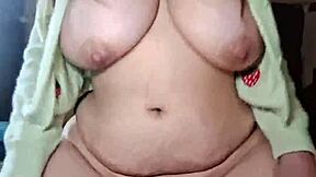 oye como esta hermosa tetona del gym montando mi verga enorme hasta el fondo