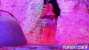 VIETNAMESE VINA SKY STRIPS NAKED Petite Tits Exposed