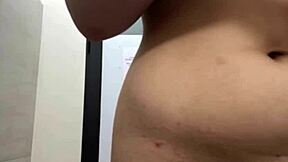 wanna see my curvy shaved ass squirt like a fountain outdoors?