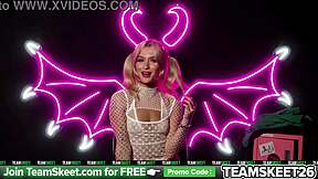 Emma Rosie Tiny Neon Demon Allstar Spotlight