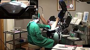 Tampa uni slut Alexa Chang spreads in latex gloves.