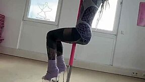 watch me dance on this pole baby